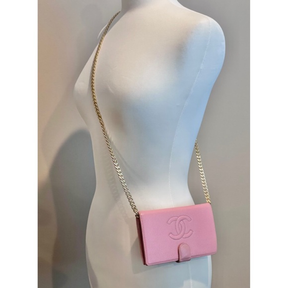 ✨Authentic Vintage CHANEL CC Logo Timeless Pink Caviar Leather Wallet On Chain - Picture 1 of 16